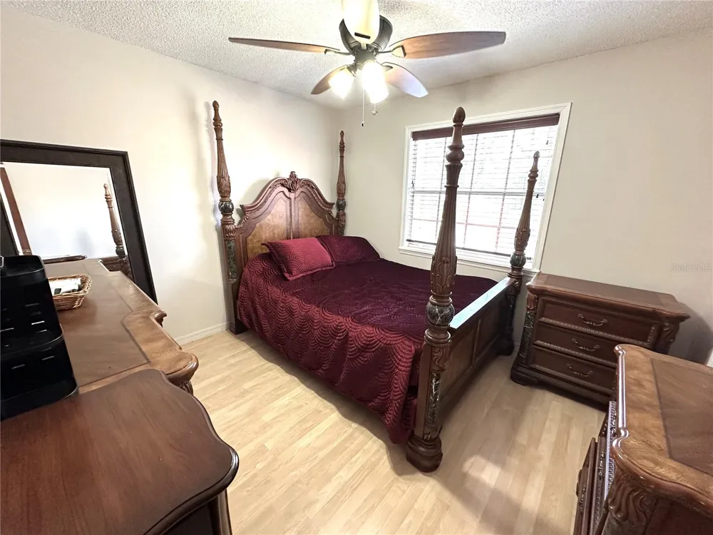 8834 WHISPERING OAKS TRAIL New Port Richey, FL 34654