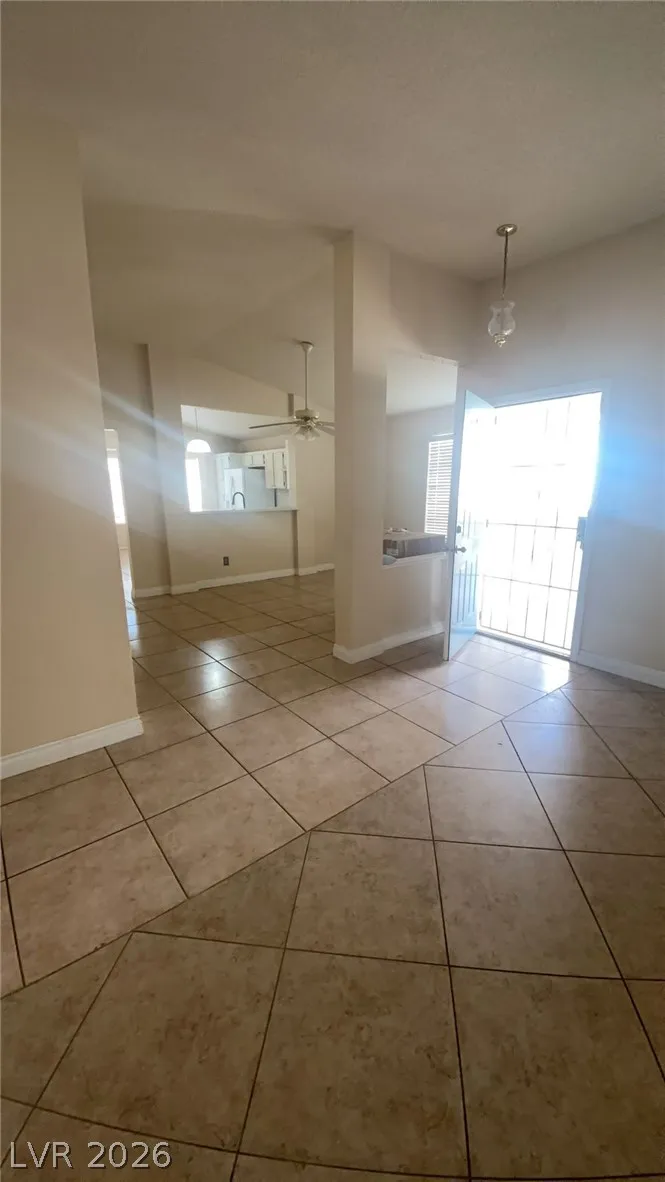 9824 Cross Creek Way Las Vegas, NV 89117