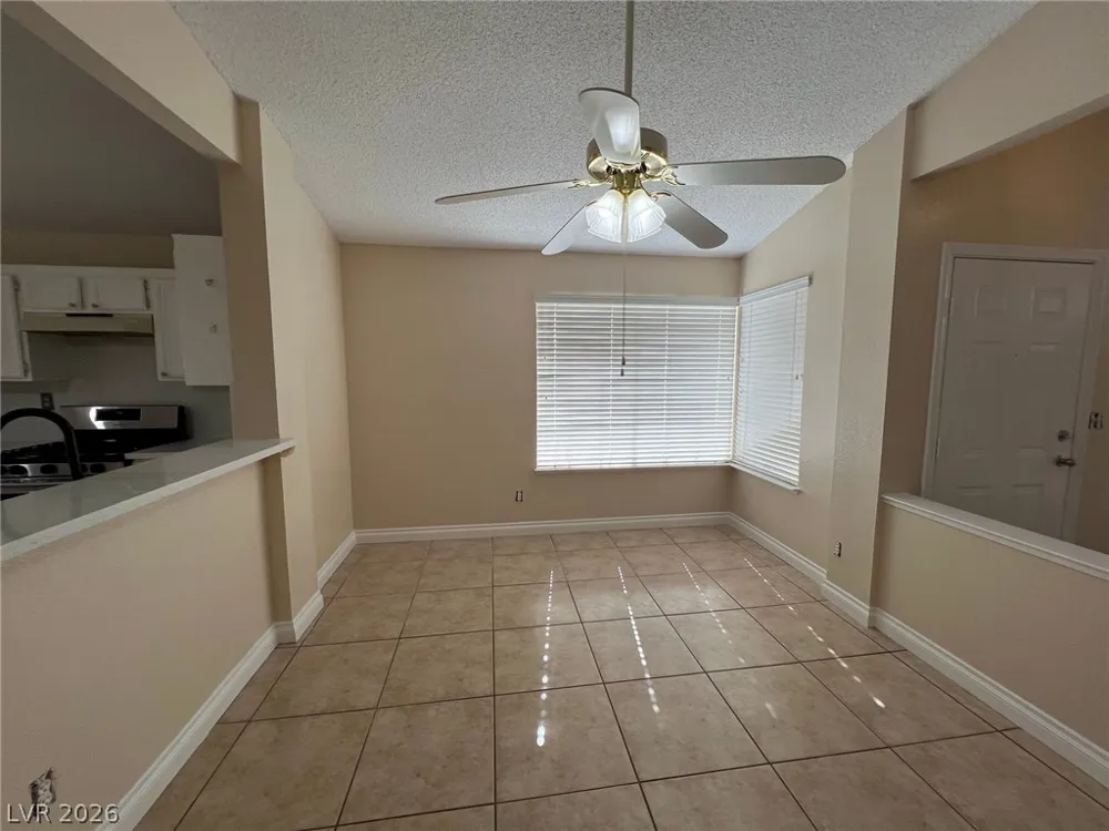 9824 Cross Creek Way Las Vegas, NV 89117