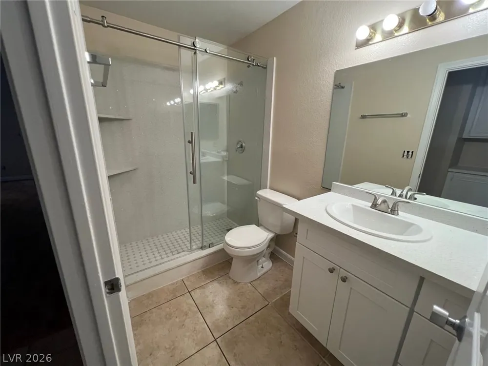 9824 Cross Creek Way Las Vegas, NV 89117