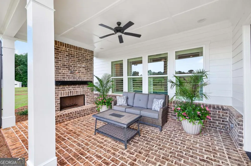 72 Murphy RD Pendergrass, GA 30567
