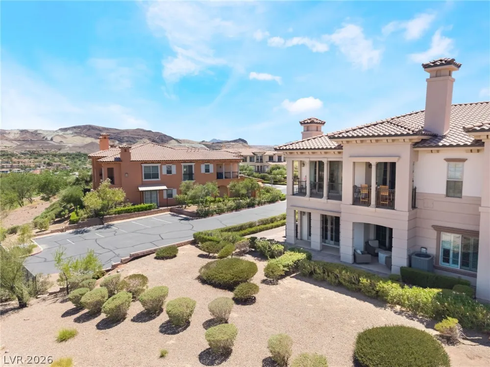 20 Via Visione #106 Henderson, NV 89011