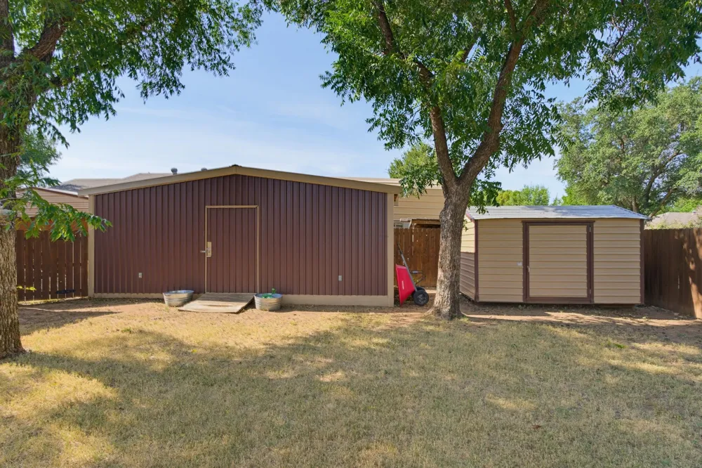 1902 Green Ridge Court Abilene, TX 79602