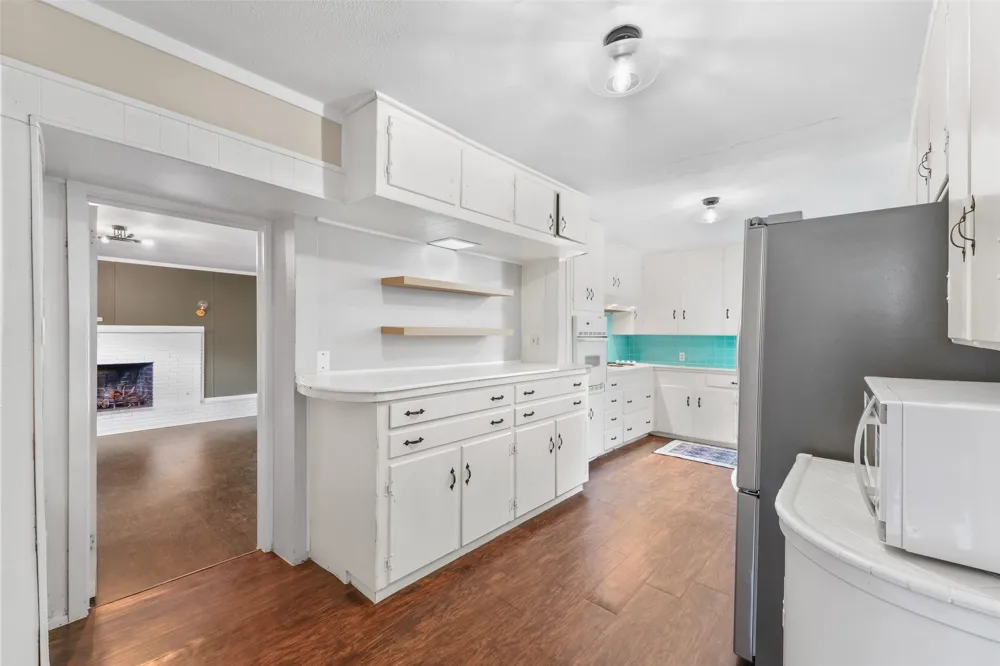 1121 Hudgins Avenue Fort Worth, TX 76111