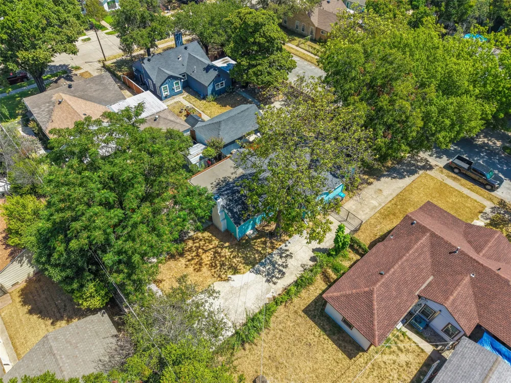 1121 Hudgins Avenue Fort Worth, TX 76111