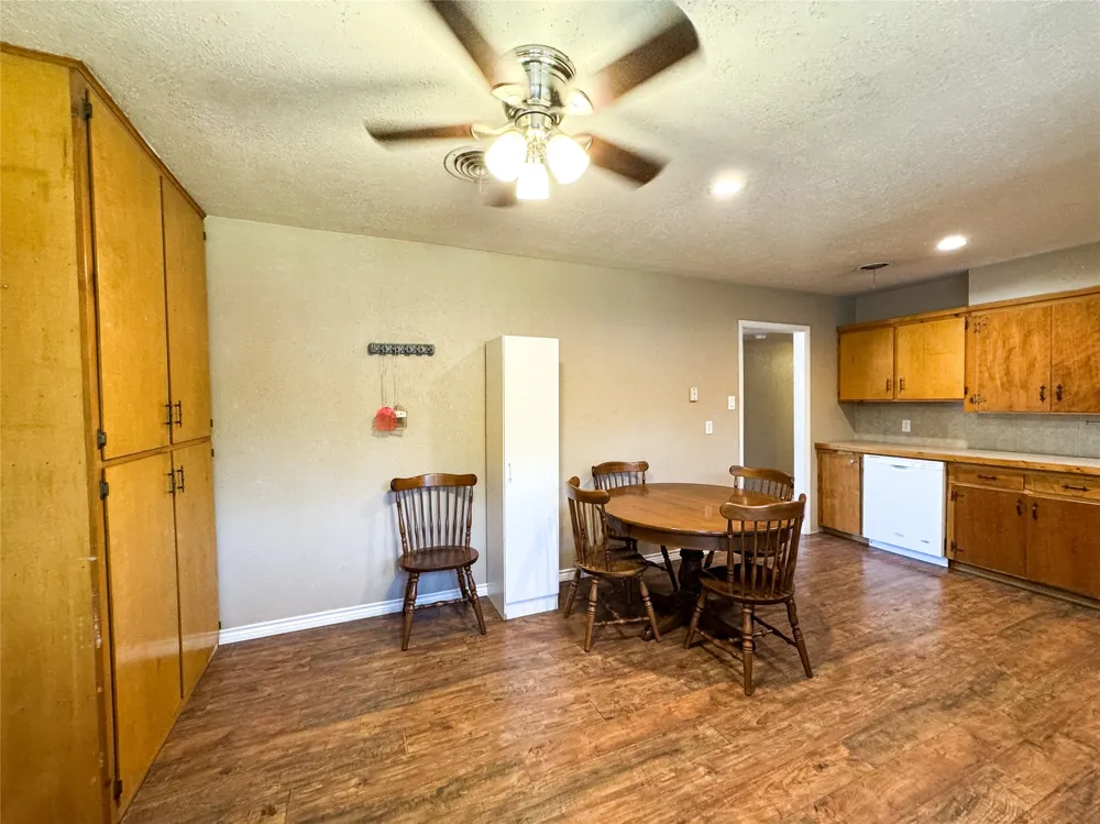 203 Avenue M Haskell, TX 79521