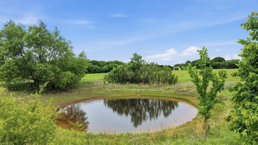2 Lovell Road Aubrey, TX 76227