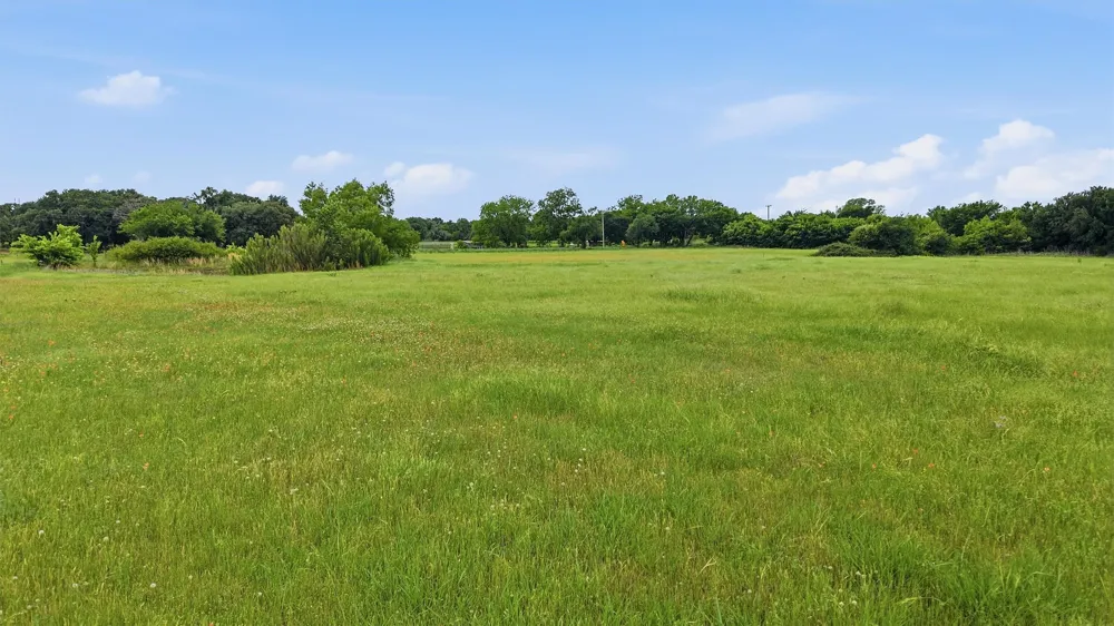2 Lovell Road Aubrey, TX 76227