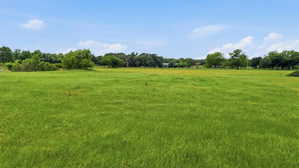 2 Lovell Road Aubrey, TX 76227