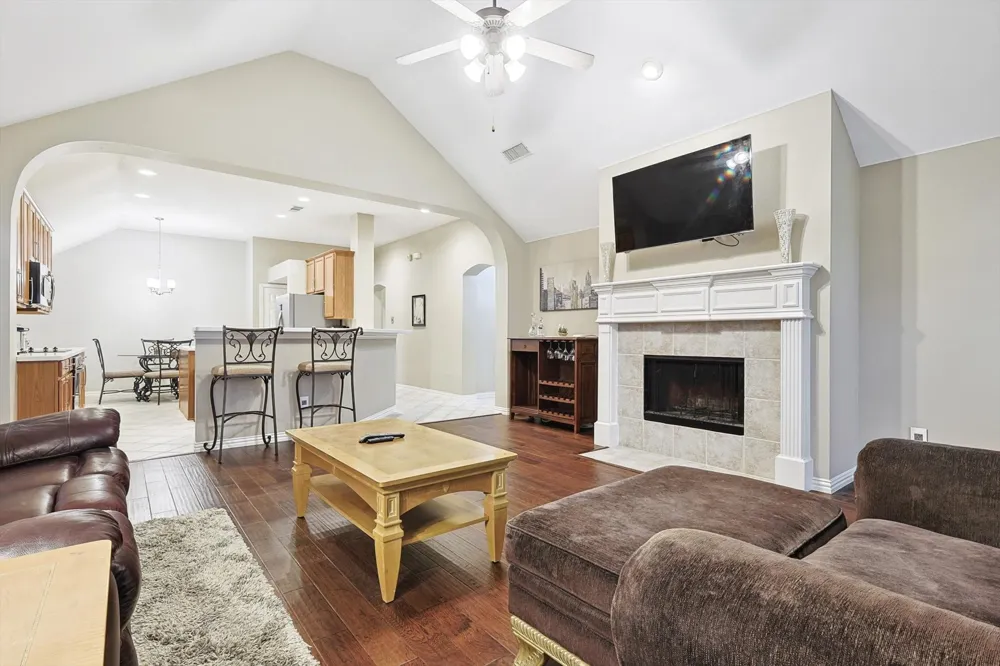 1000 Noble Avenue Lantana, TX 76226