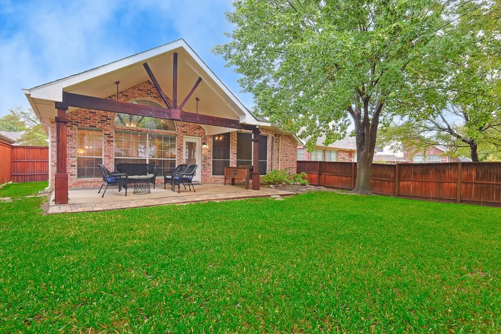 1000 Noble Avenue Lantana, TX 76226