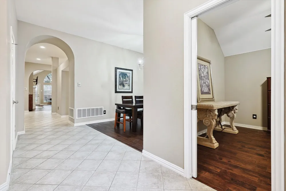 1000 Noble Avenue Lantana, TX 76226