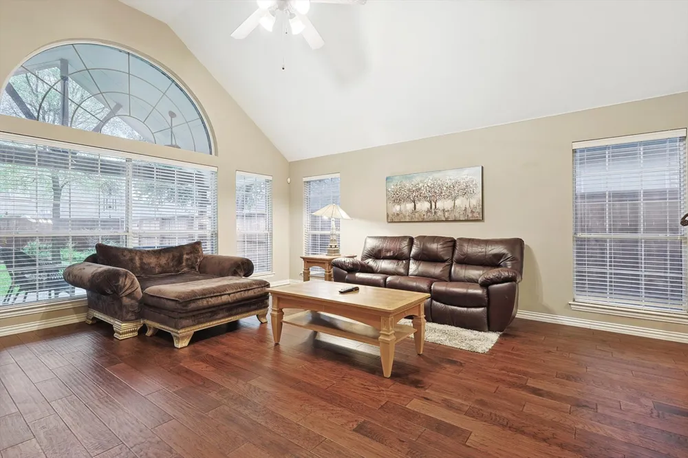 1000 Noble Avenue Lantana, TX 76226
