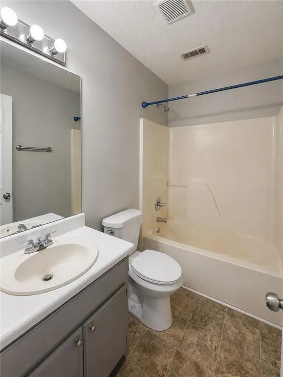 2657 Amberly Glen Drive Dacula, GA 30019