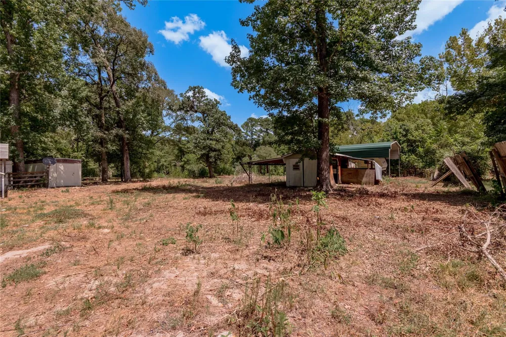 8 Creek Road Huntsville, TX 77320