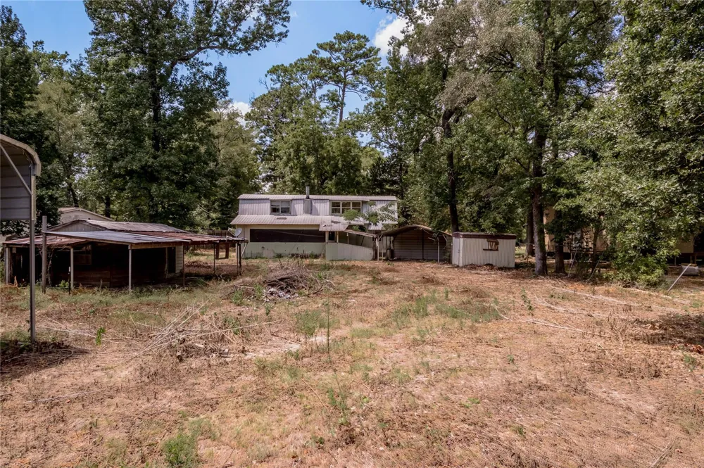 8 Creek Road Huntsville, TX 77320