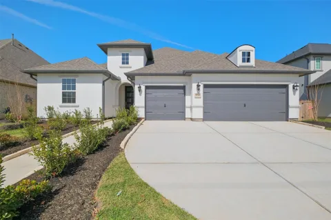 9719 Hunters Run Drive