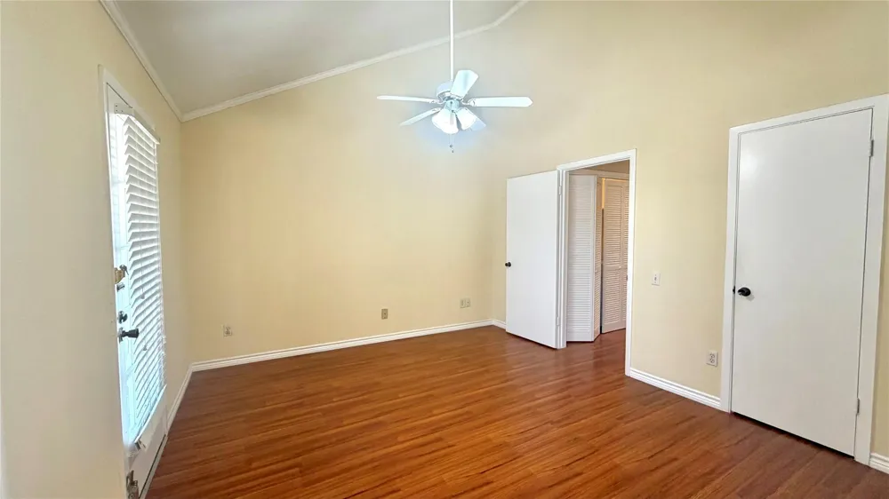 11710 Southlake Drive #16 Houston, TX 77077