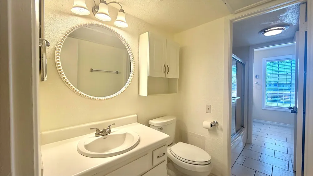 11710 Southlake Drive #16 Houston, TX 77077