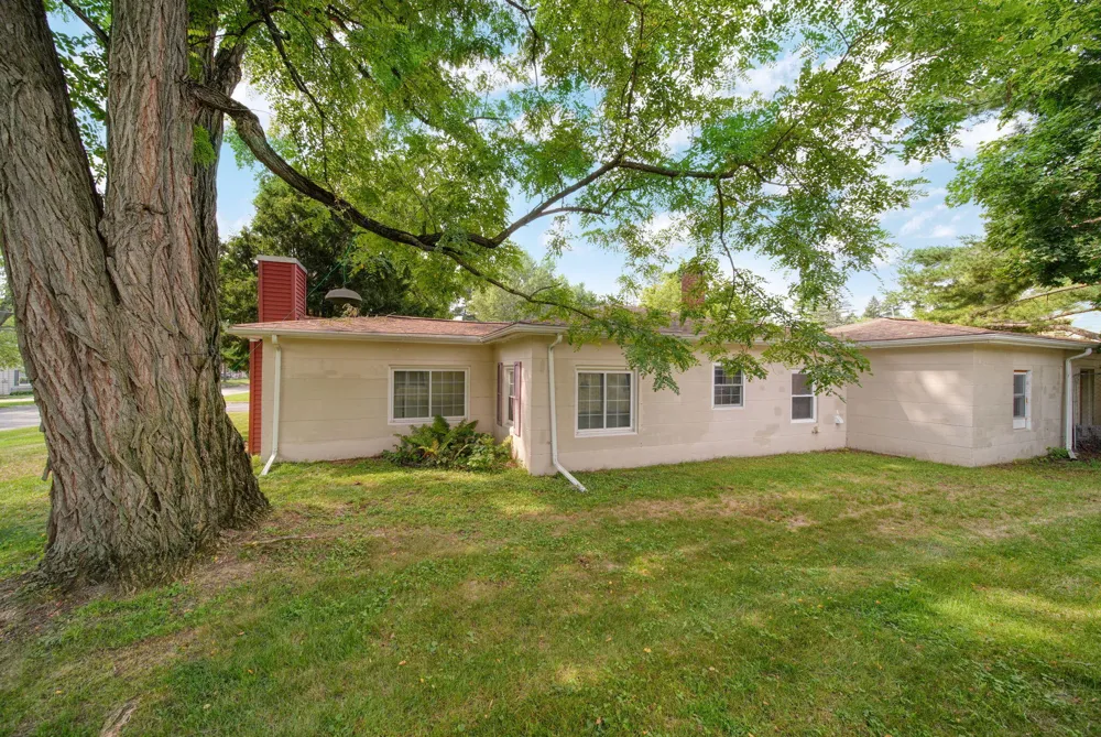 404 Heyser Street Jackson, MI 49203