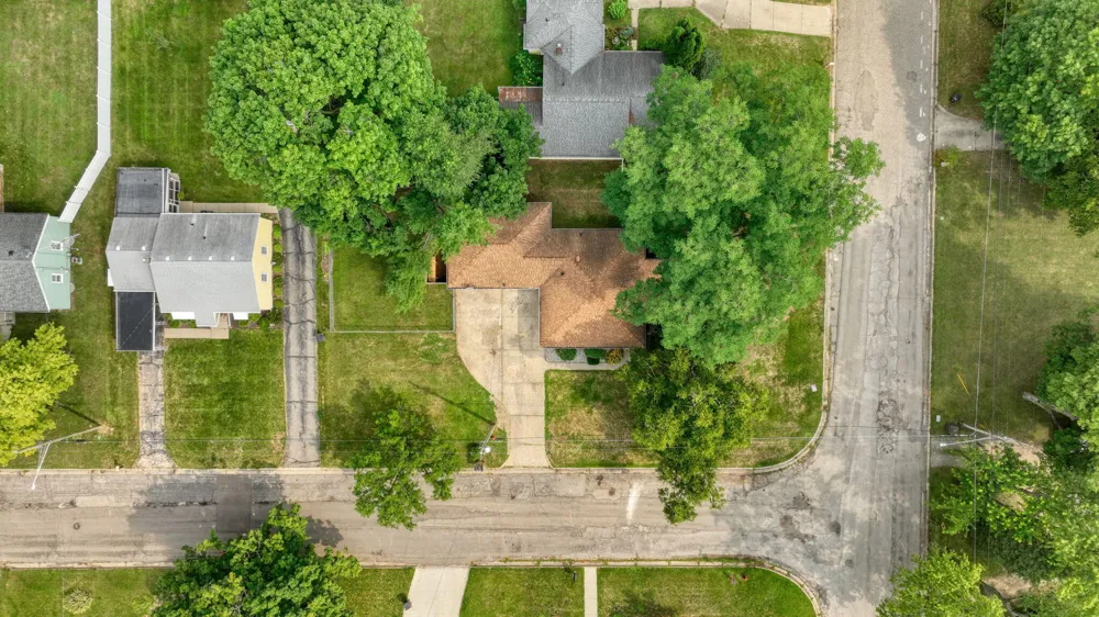 404 Heyser Street Jackson, MI 49203