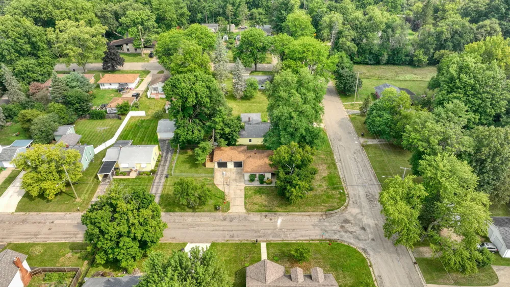 404 Heyser Street Jackson, MI 49203