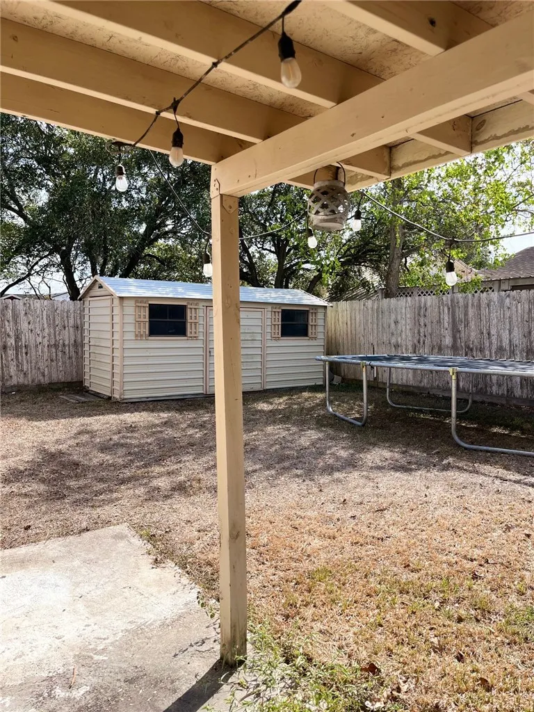 11305 Doris Creek Circle Corpus Christi, TX 78410
