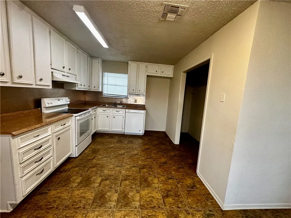 4922 Monitor Street Corpus Christi, TX 78415