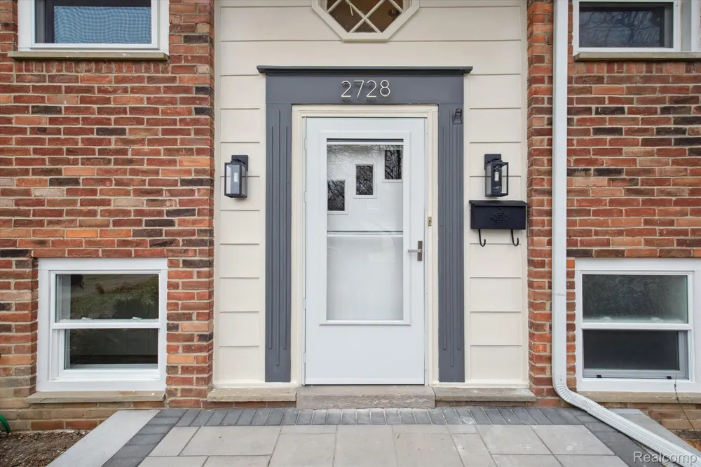 2728 Yost Boulevard Ann Arbor City, MI 48104