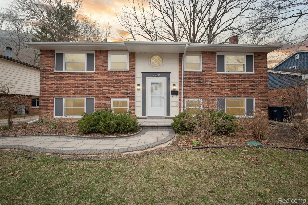 2728 Yost Boulevard Ann Arbor City, MI 48104