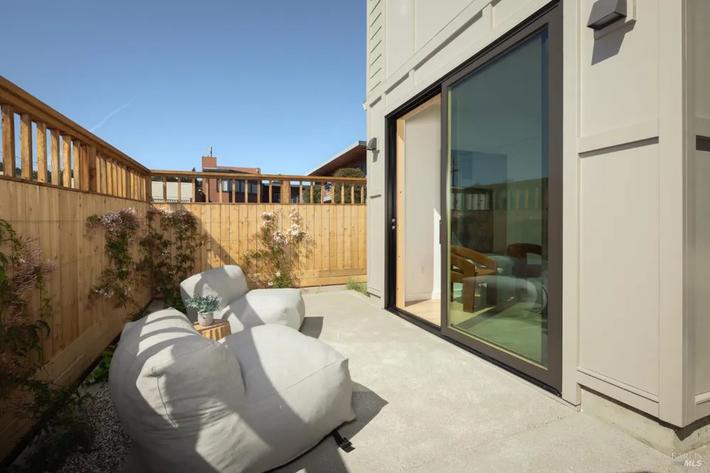 709 C STREET ##4 San Rafael, CA 94901