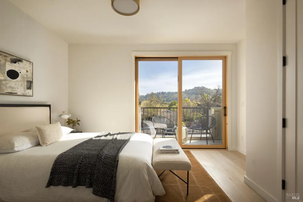 709 C STREET ##4 San Rafael, CA 94901