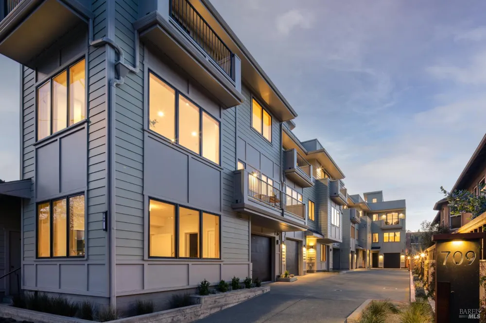 709 C STREET ##4 San Rafael, CA 94901