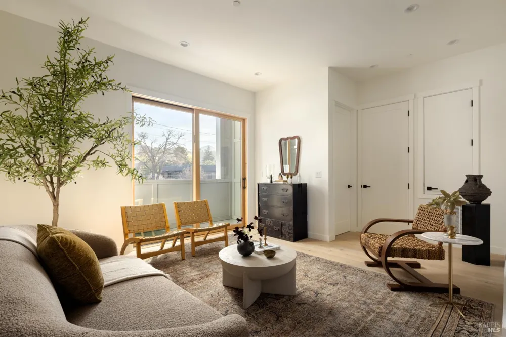 709 C STREET ##4 San Rafael, CA 94901