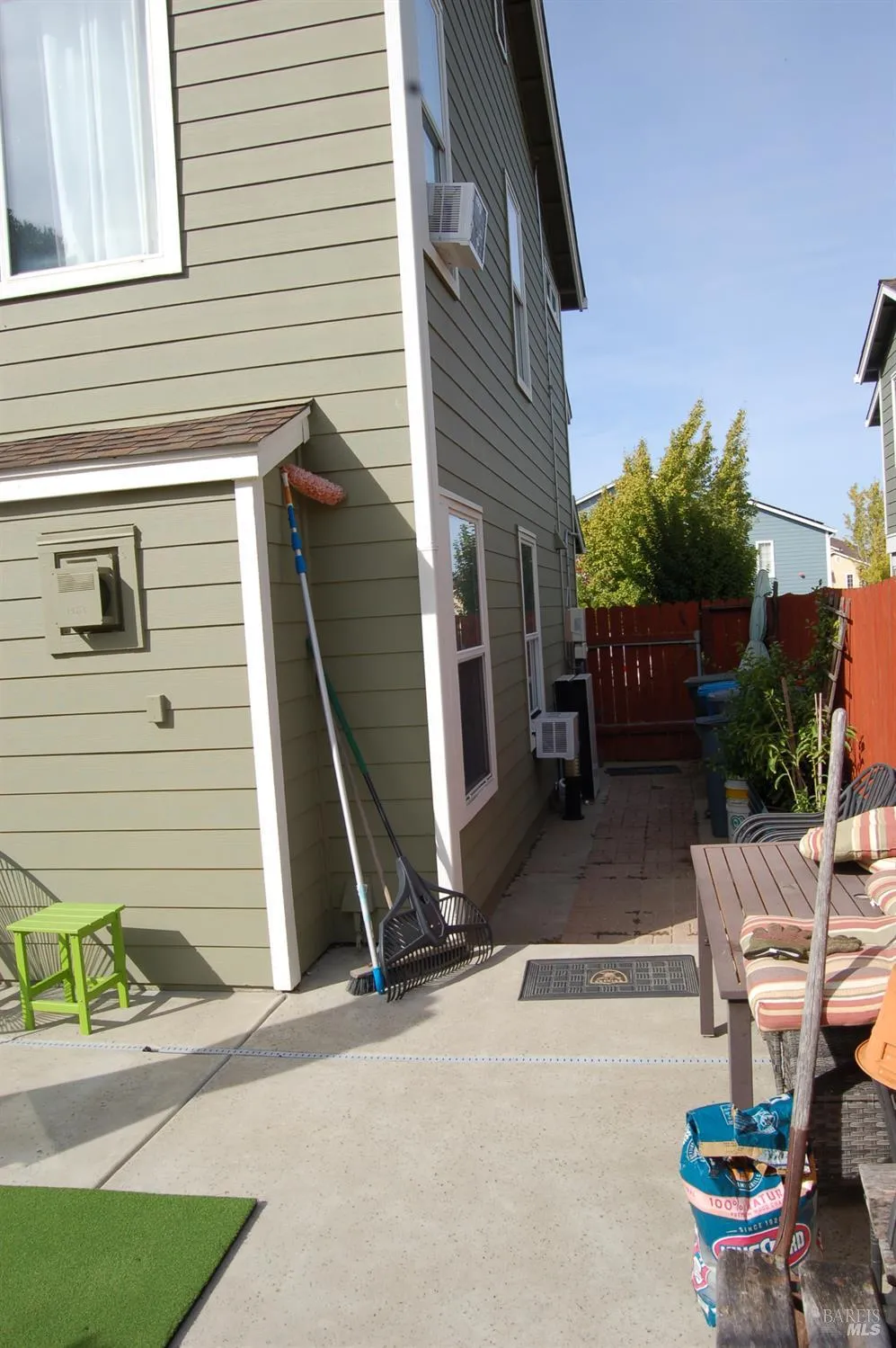 287 Clearpointe Drive Vallejo, CA 94591