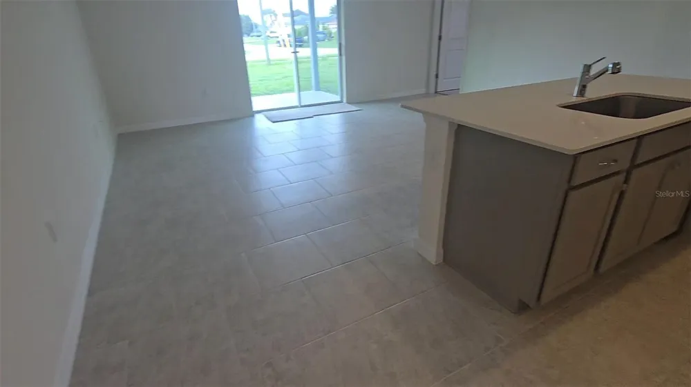 541 LAKEVIEW COURT Poinciana, FL 34759