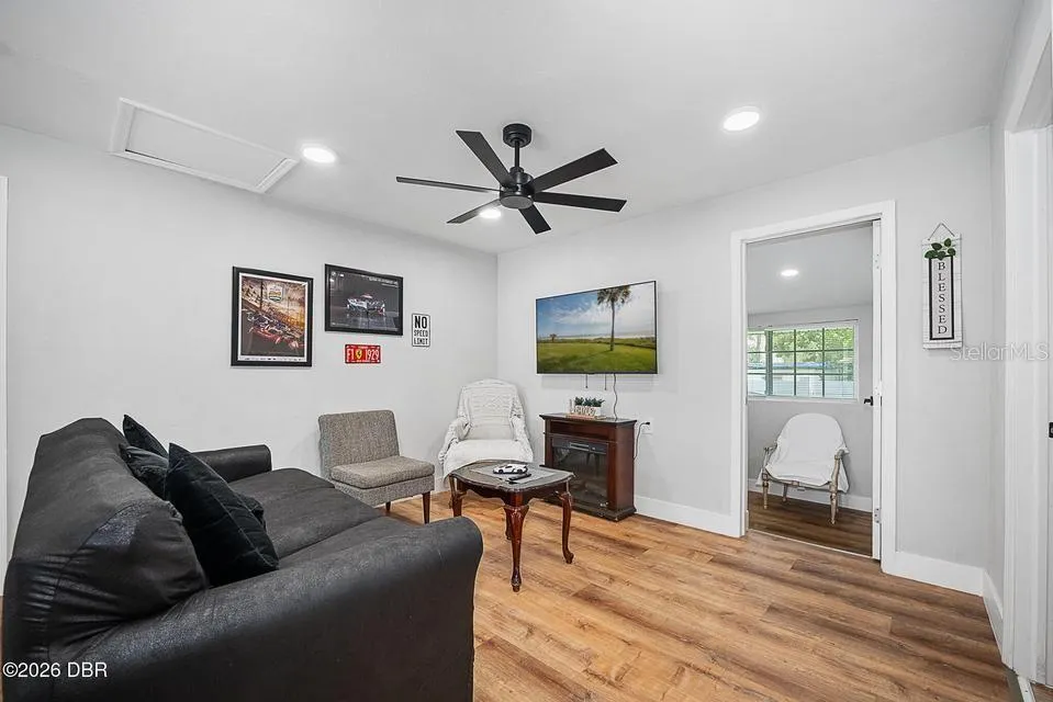 419 BURLEIGH AVENUE Holly Hill, FL 32117