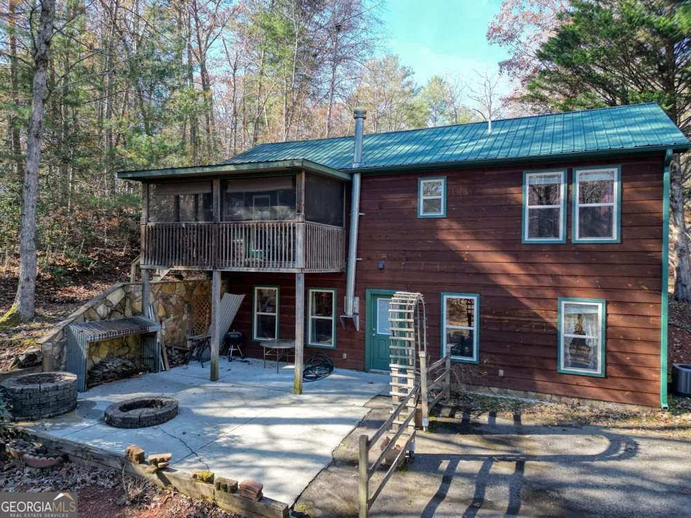 518 Rizzitello LN Blairsville, GA 30512