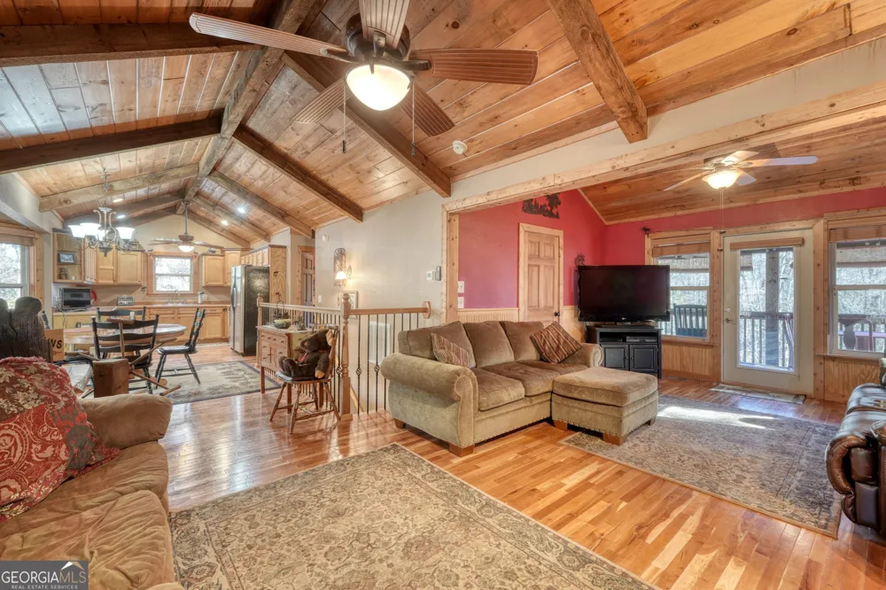 518 Rizzitello LN Blairsville, GA 30512