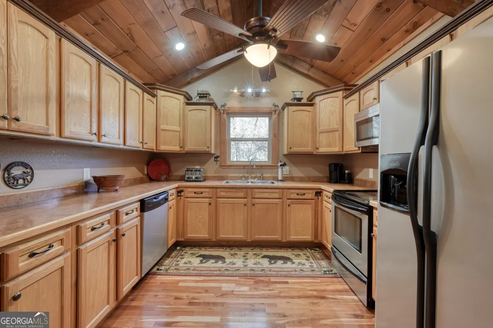 518 Rizzitello LN Blairsville, GA 30512