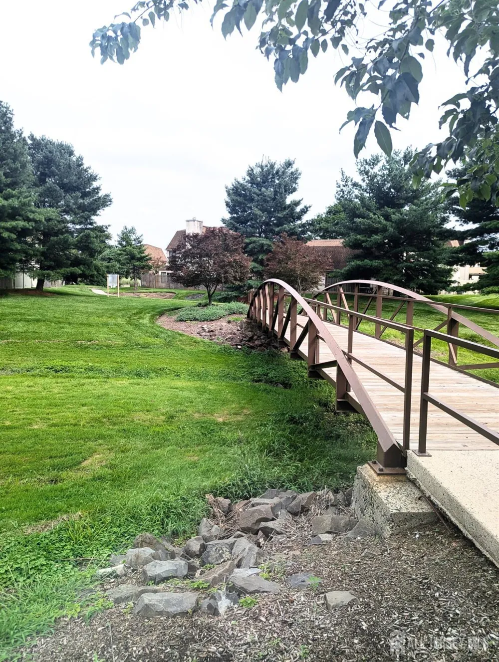 120 Park Gate Drive Edison, NJ 08820