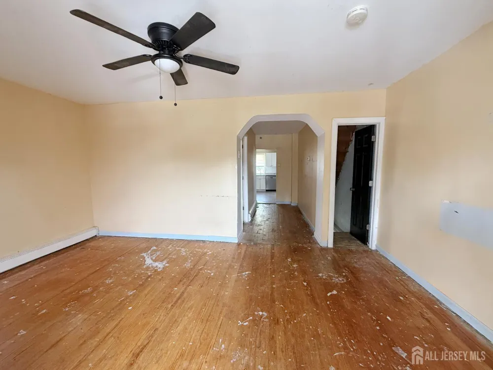 493 Miller Street Perth Amboy, NJ 08861