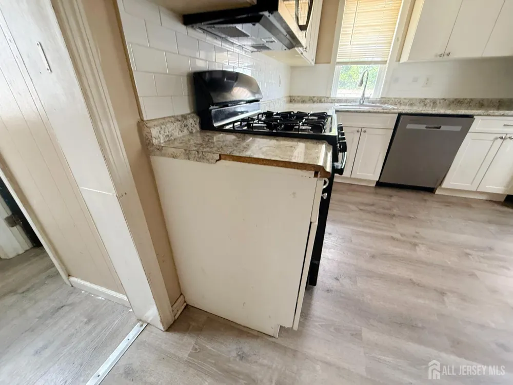 493 Miller Street Perth Amboy, NJ 08861