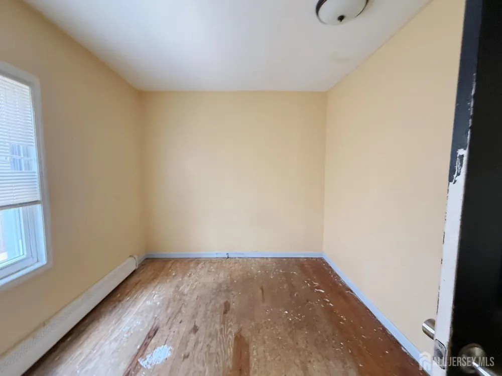493 Miller Street Perth Amboy, NJ 08861