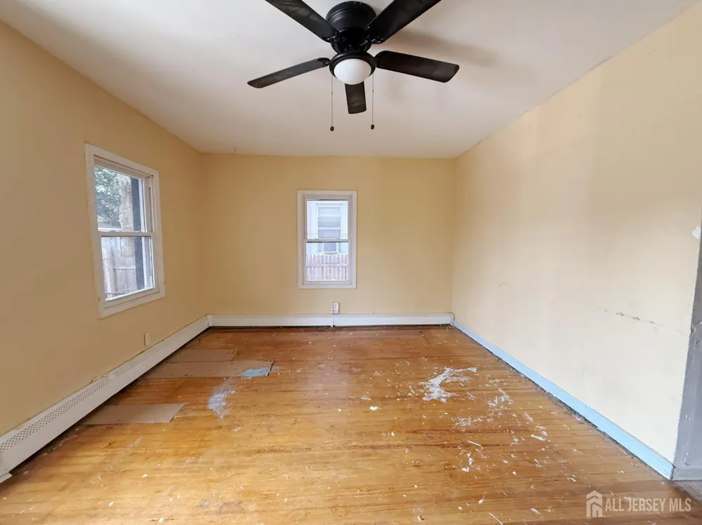 493 Miller Street Perth Amboy, NJ 08861