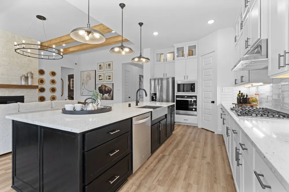 1621 Briscoe Drive Benbrook, TX 76126