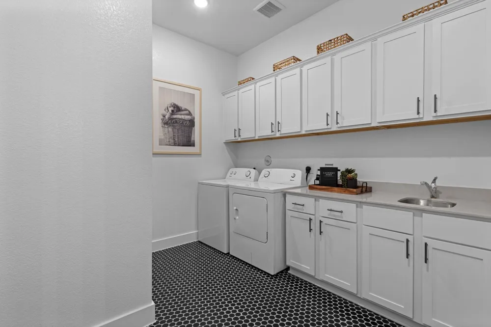 1621 Briscoe Drive Benbrook, TX 76126