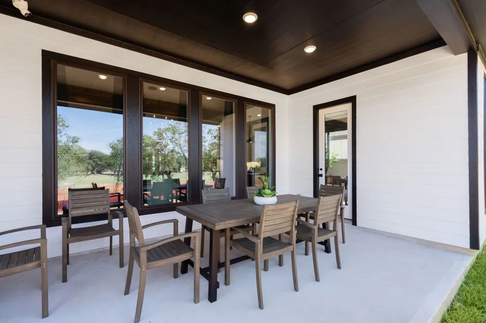 1621 Briscoe Drive Benbrook, TX 76126