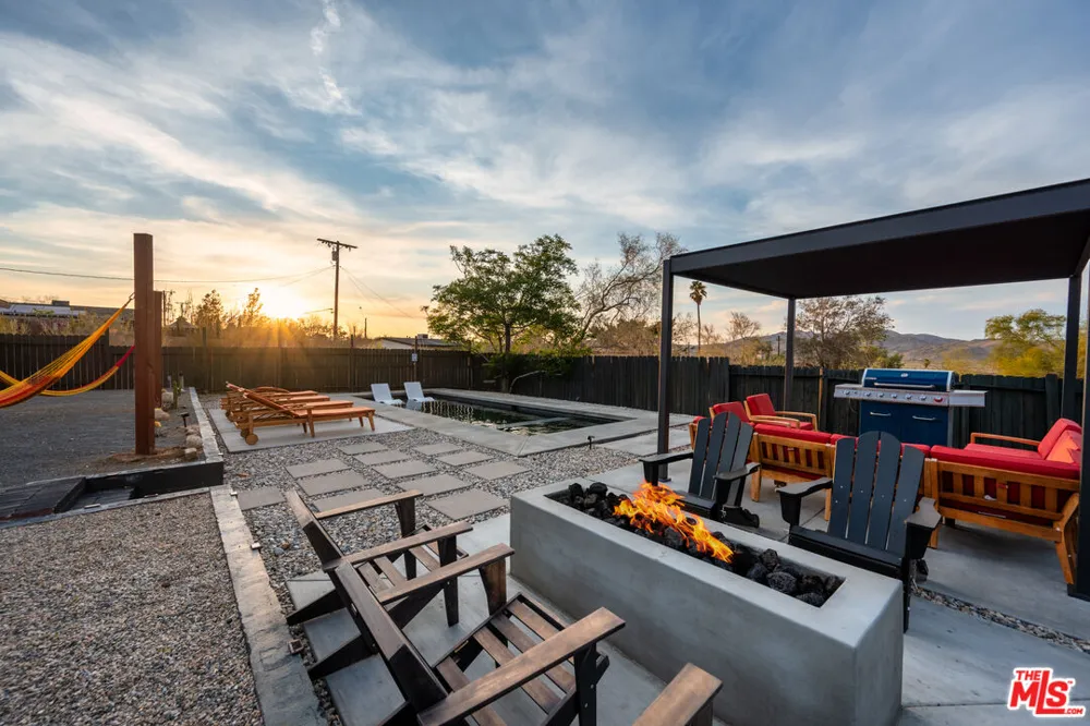 61664 Crest Circle Drive Joshua Tree, CA 92252