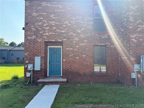 1422 Tangora Lane
